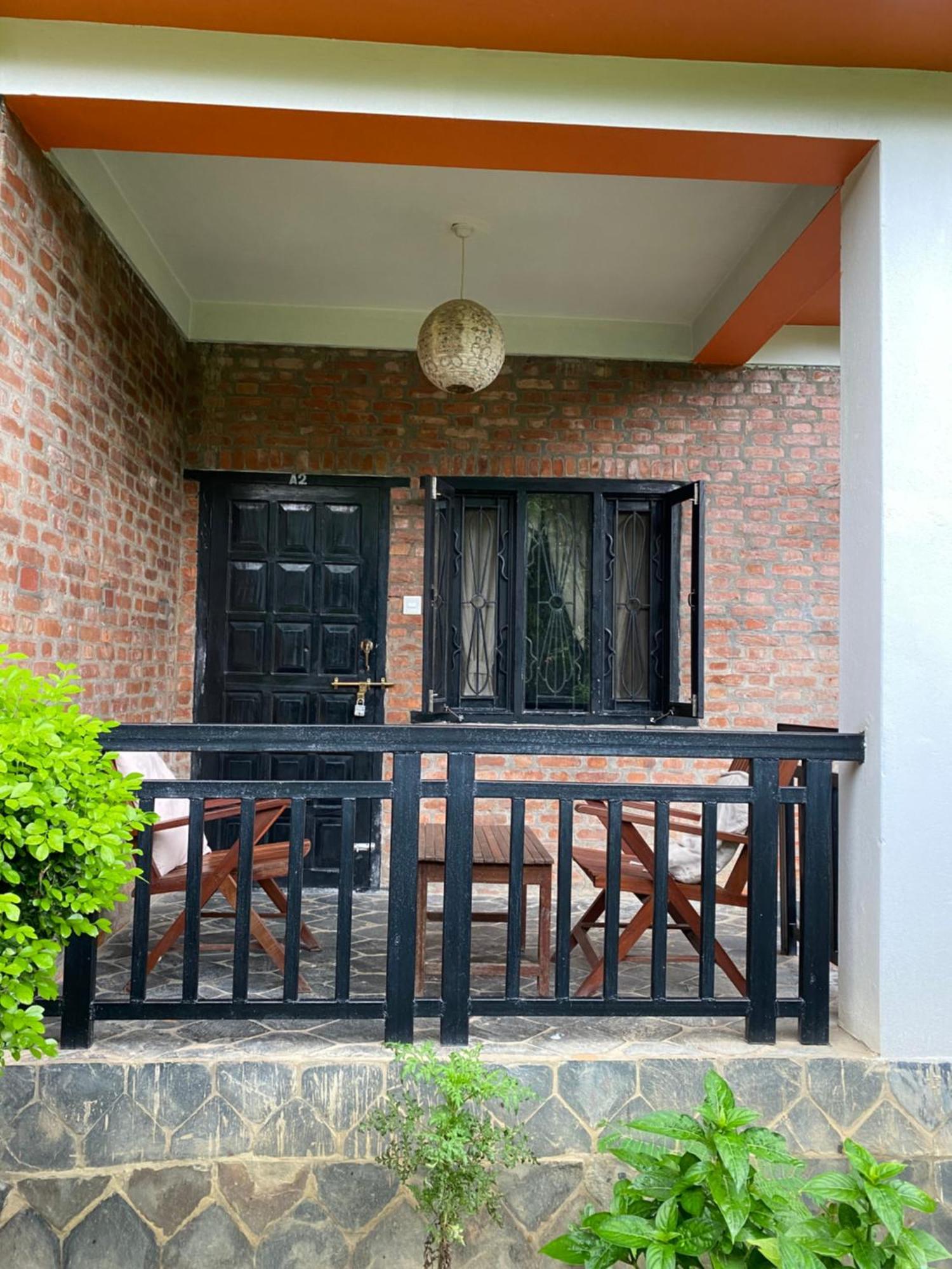 Chautari Garden Resort Sauraha Room photo